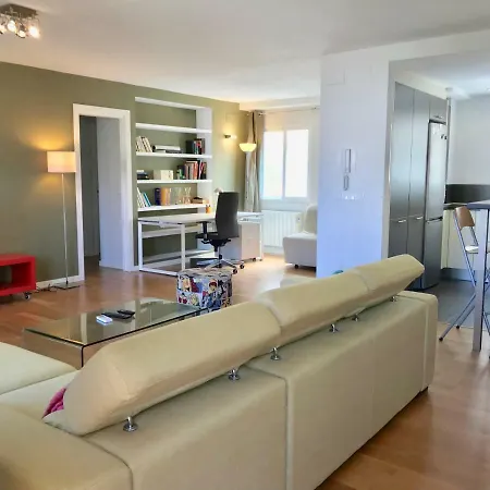 Warhol Apartment. Free Wifi 5g. * Valencia